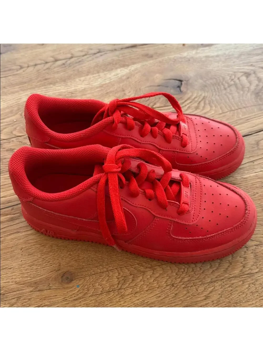 Nike Air Force 1 Triple Red Sneakers Youth 5.5